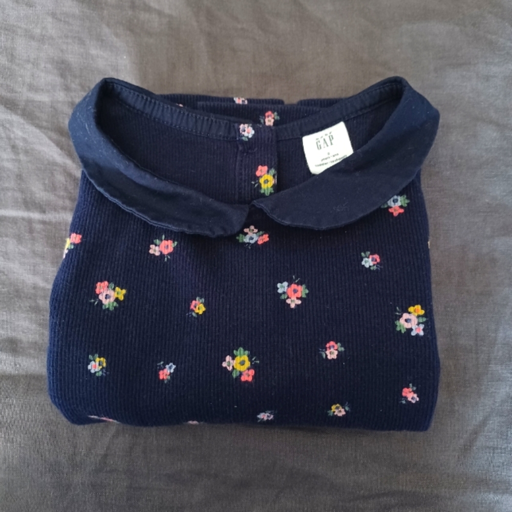 ⚡️SALE⚡️Baby Gap Long Sleeve Floral Shirt with Peter Pan Collar